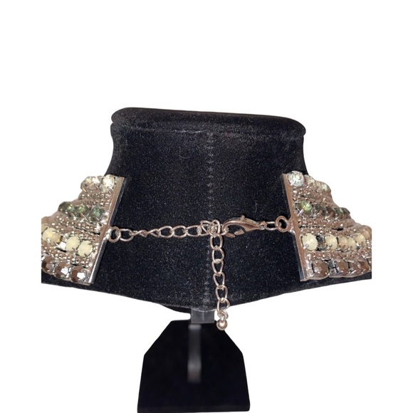 Rhinestones & Beads Collar Bib Necklace w/Faceted Beads & Multi colored Stones - Picture 2 of 6